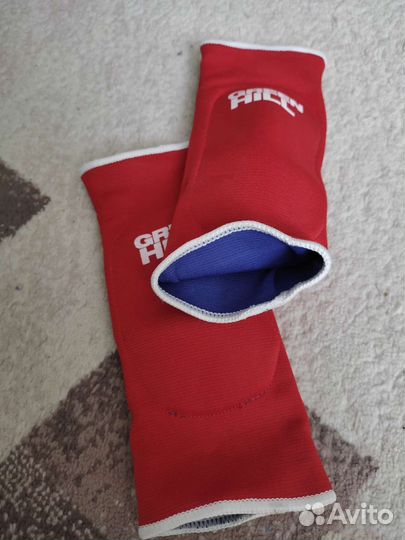 Налокотники