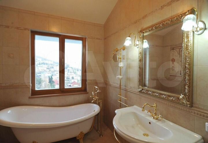 5-к. квартира, 360 м², 20/21 эт.