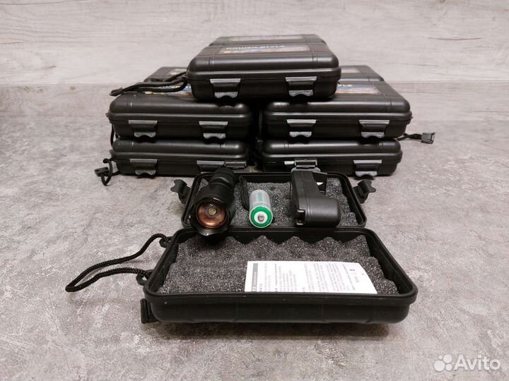 Фонарик тактический XML-t6 в кейсе, 18650