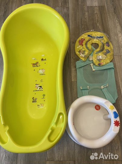 Ванночка, стульчик, гамак и круг для купания