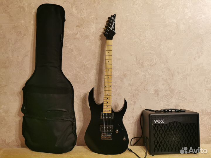 Электро-гитара Ibanez, комбо-усилитель,шнур,чехол