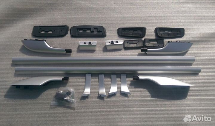 Land Cruiser 200 Продольные рейлинги серебро M5FM3