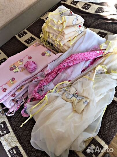 Бортики на кроватку