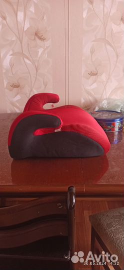 Автокресло бустер