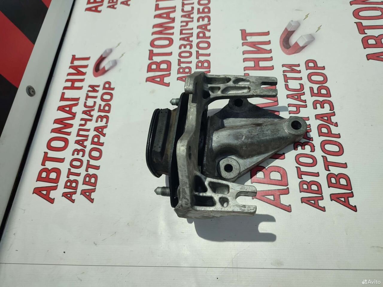 Подушка кронштейн АКПП левый Рено Аркана 1.3