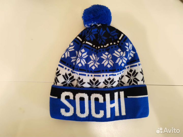 Шапка и шарф sochi