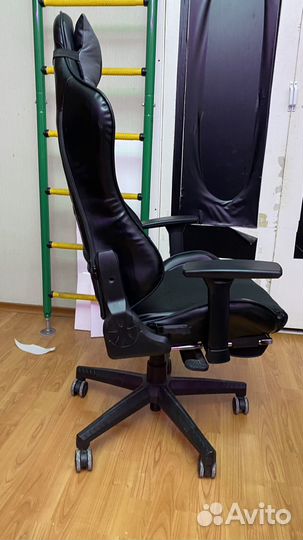 Игровое кресло Zet