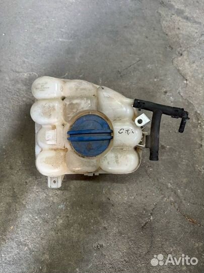 Бачок расширительный Porsche Cayenne 958 2013