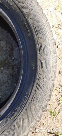 Gislaved Nord Frost 200 215/55 R16 97T