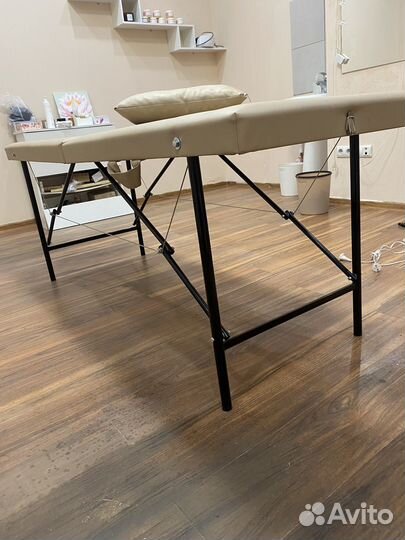 Массажная кушетка