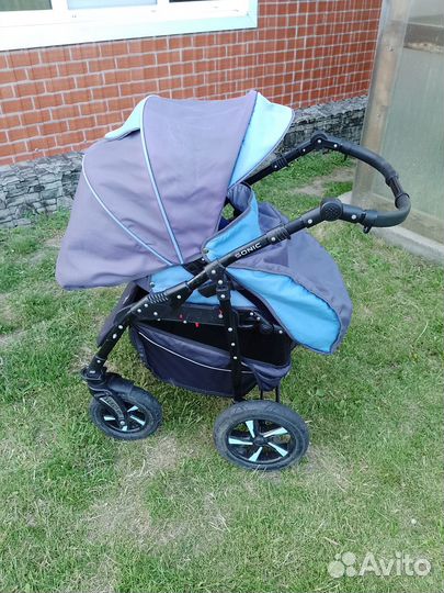 Продам коляску 3 в 1. Два короба+ авто кресло