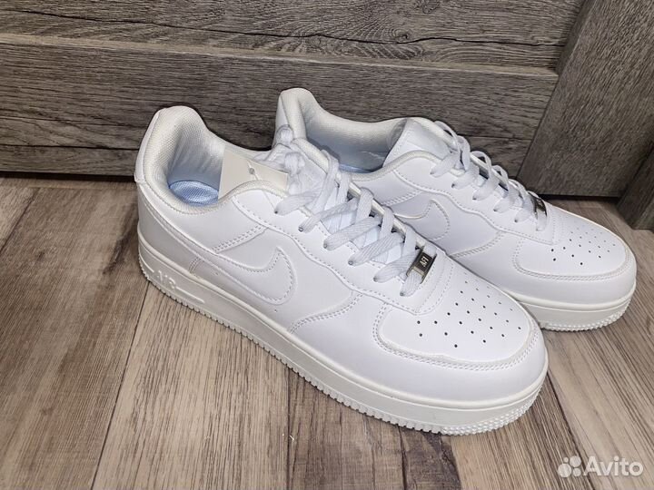 Nike air force 1 low white