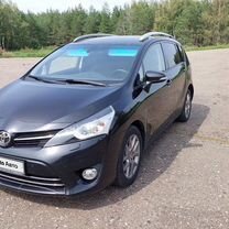 Toyota Verso 1.8 CVT, 2013, 178 400 км, с пробегом, цена 1 400 000 руб.