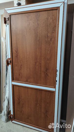 Дверь пвх новая