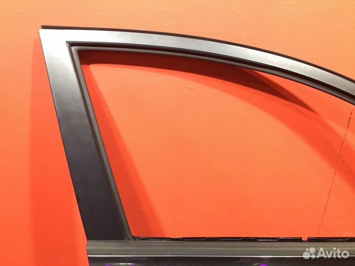 Дверь передняя правая Kia Ceed хетчбэк G4FA 1.4L