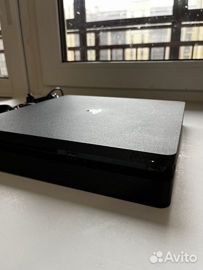 Sony playstation 4 slim 1tb продаю