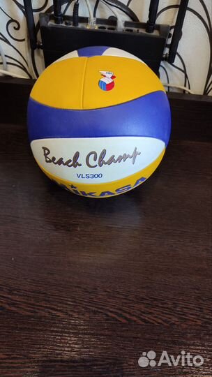 Волейбольный мяч mikasa vls300 с автографом