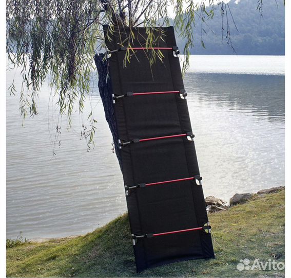 Складная туристическая раскладушка