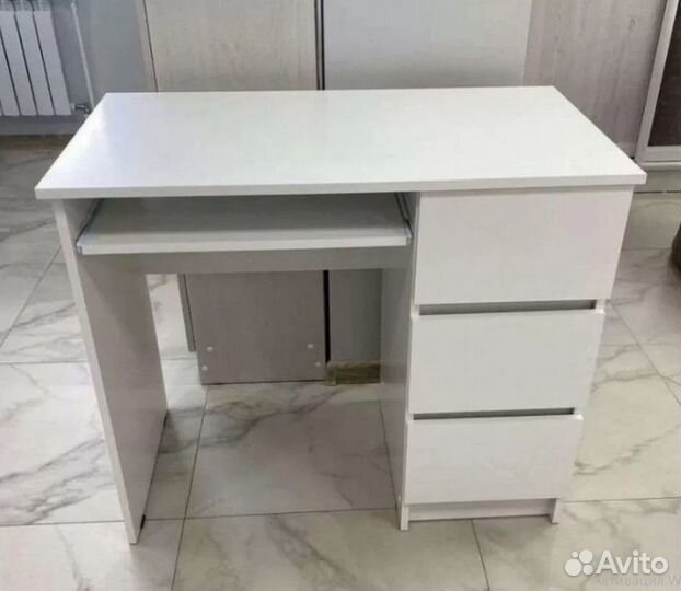 Стол Челси белый глянец