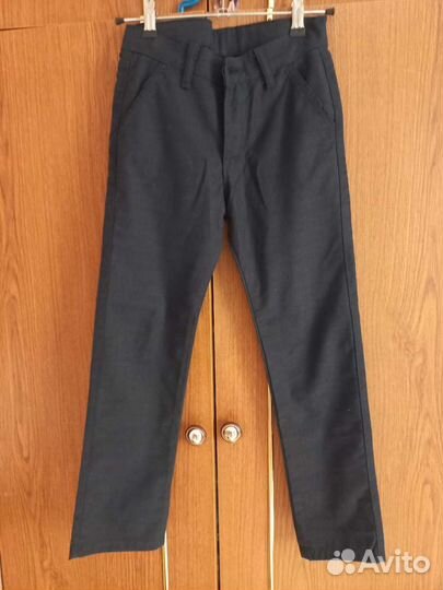 Рубашка праздничная с бабочкой, брючки школьные