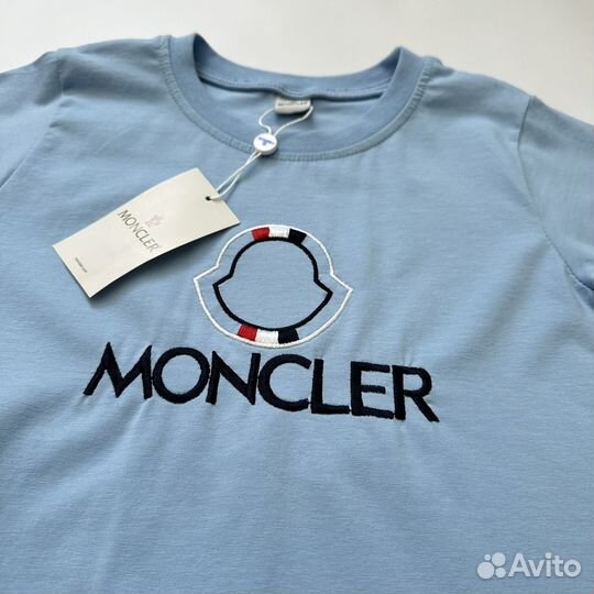 Костюм Moncler на мальчика летний 110,122,134,146