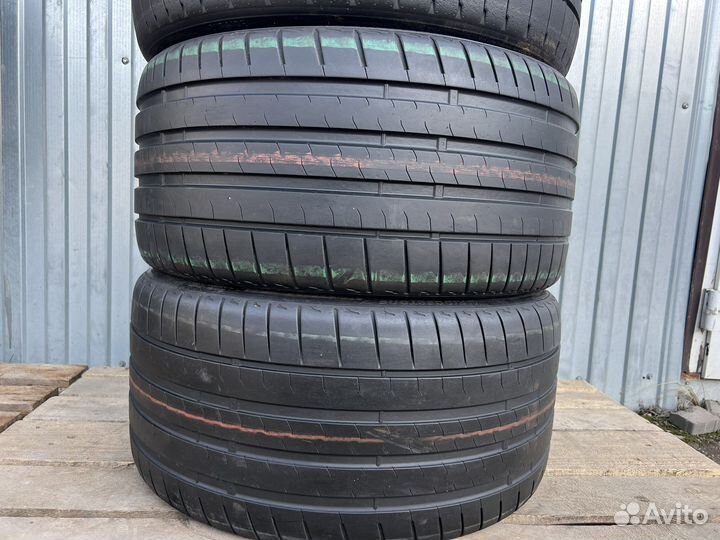 Bridgestone Potenza Sport 245/35 R20 и 275/30 R20