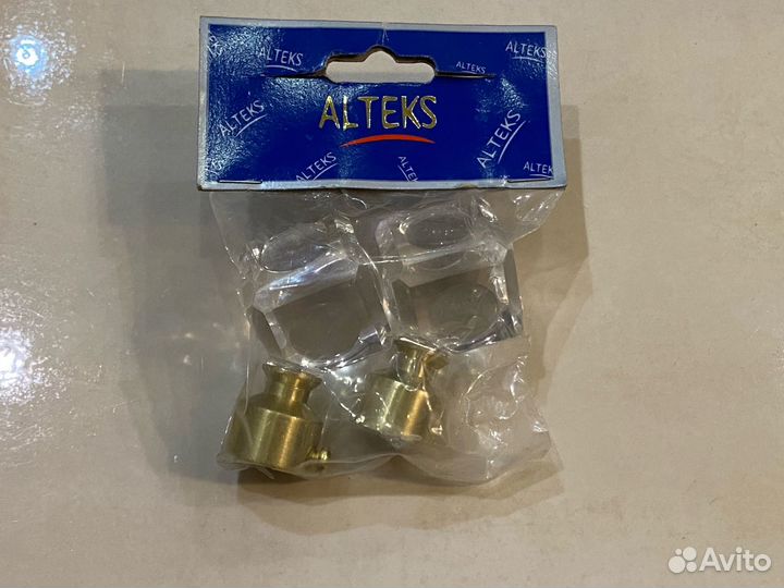 Наконечники для карниза новые цена за пару