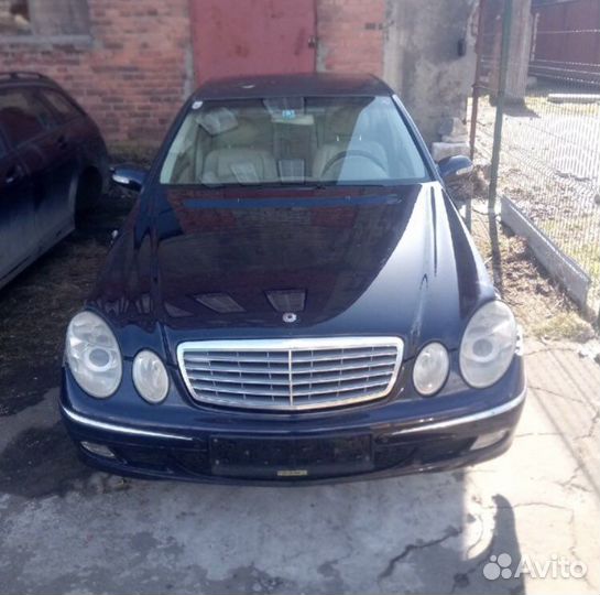 Мерседес w211 E-class на запчасти
