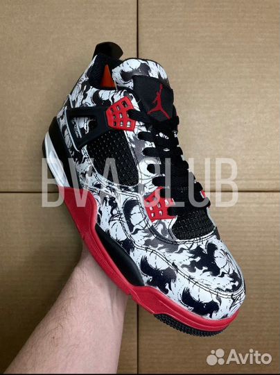 Nike Air Jordan 4 Retro (бело-черные)