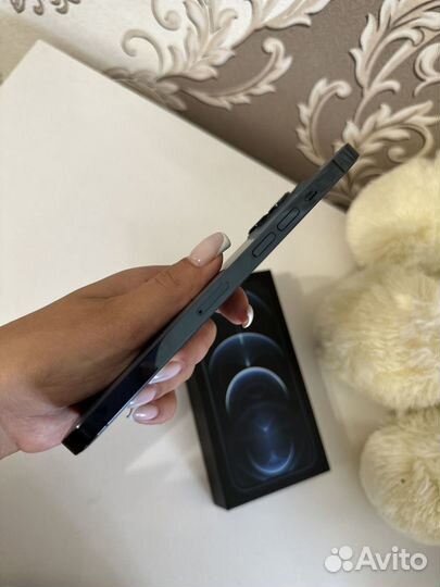 iPhone 12про макс 256