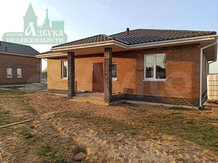 Коттедж 136 м² на участке 10 сот.