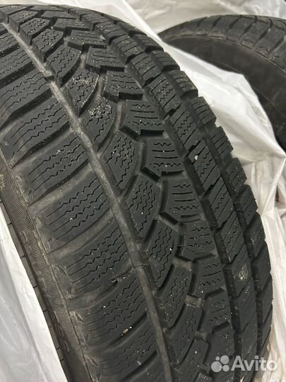 Ovation W-586 215/55 R18 26