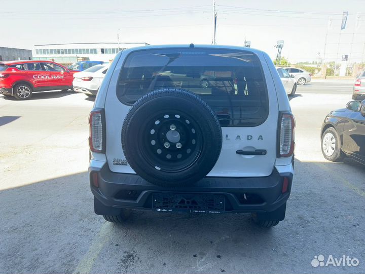 ВАЗ Niva Travel 1.7 МТ, 2024