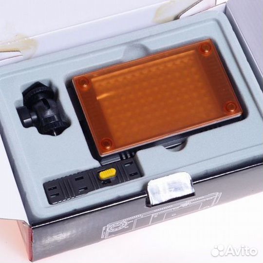 Видеосвет F&V 16x9 Z-Flash (новый)