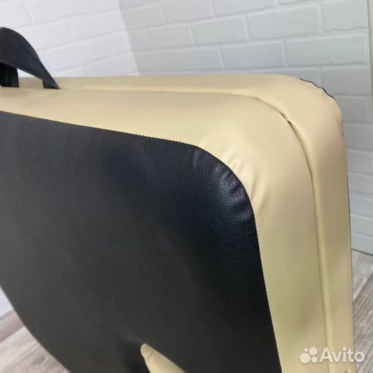 Массажный стол с двойным поролоном и регулировкой