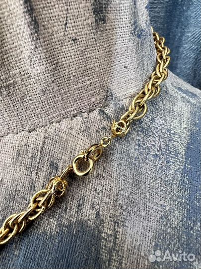 Локет от avon