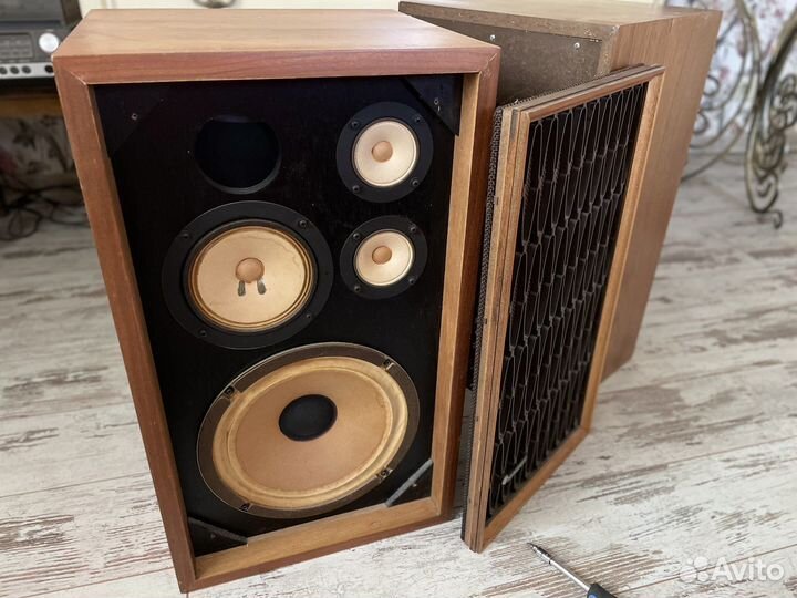 Акустические колонки Kenwood