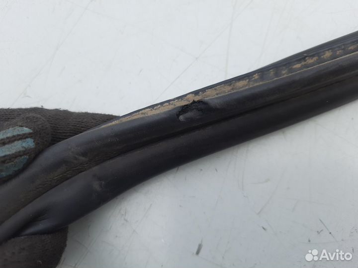 Уплотнитель багажника Audi A6 C5