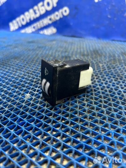 Кнопка корректора фар Lifan Solano седан 2011