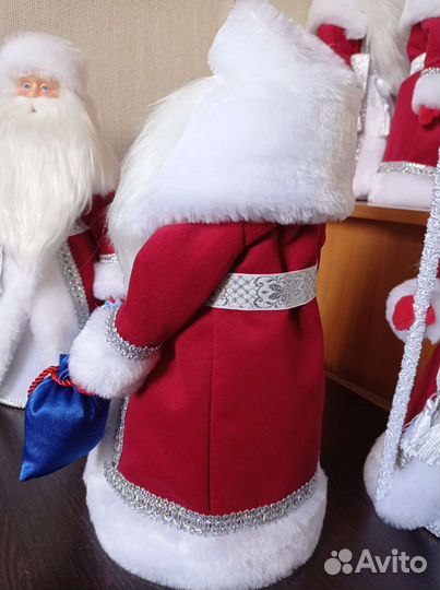 Дед мороз под елку