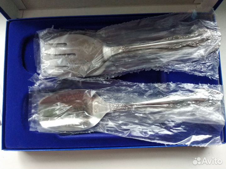 Столовые приборы для праздничного стола