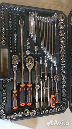 Набор инструментов для автомобиля 150 предметов