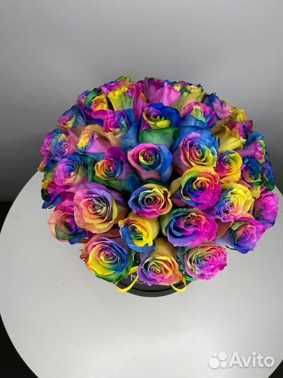 Радужные розы от 11 шт