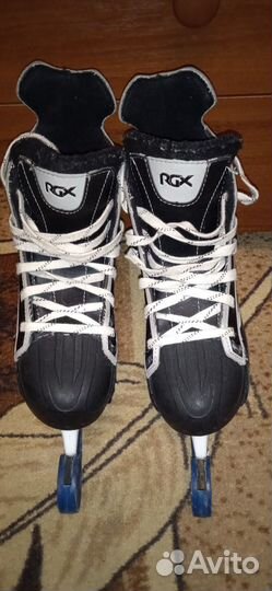 Коньки хоккейные