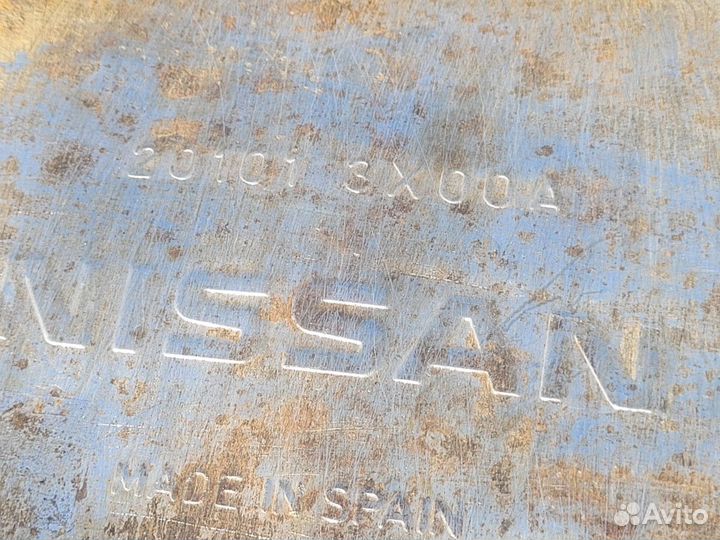 Глушитель в сборе на Nissan Navara