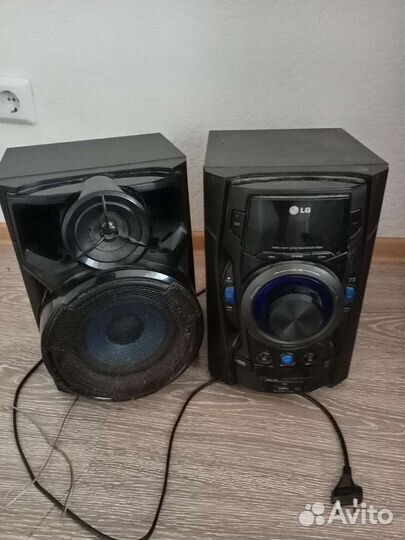 Музыкальный центр