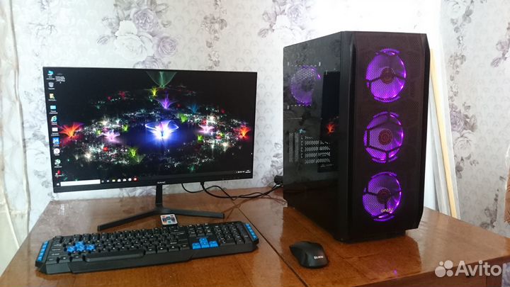Игровой компьютер в полном комплекте
