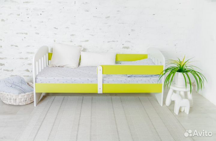 Кроватка софа цвет с бортом из ламинированного дсп