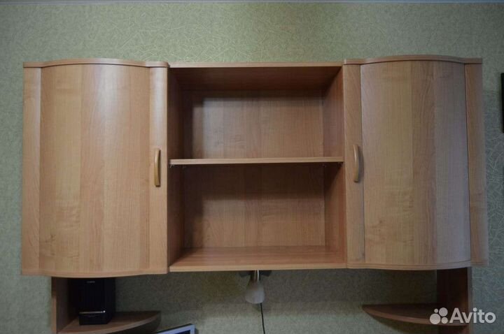 Мебель для школьника, в детскую комнату