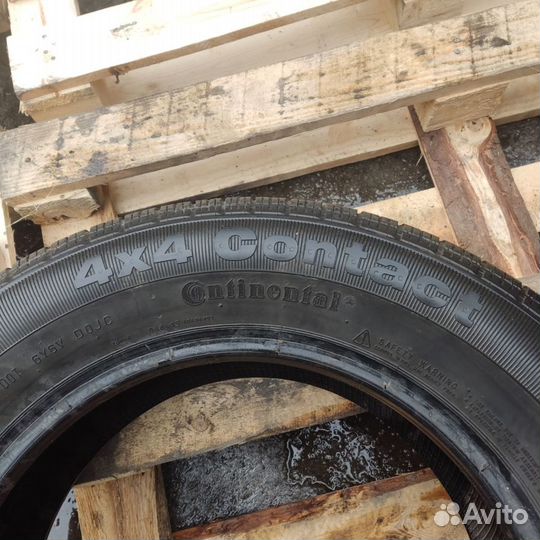 Continental Conti4x4Contact 215/65 R16 98H